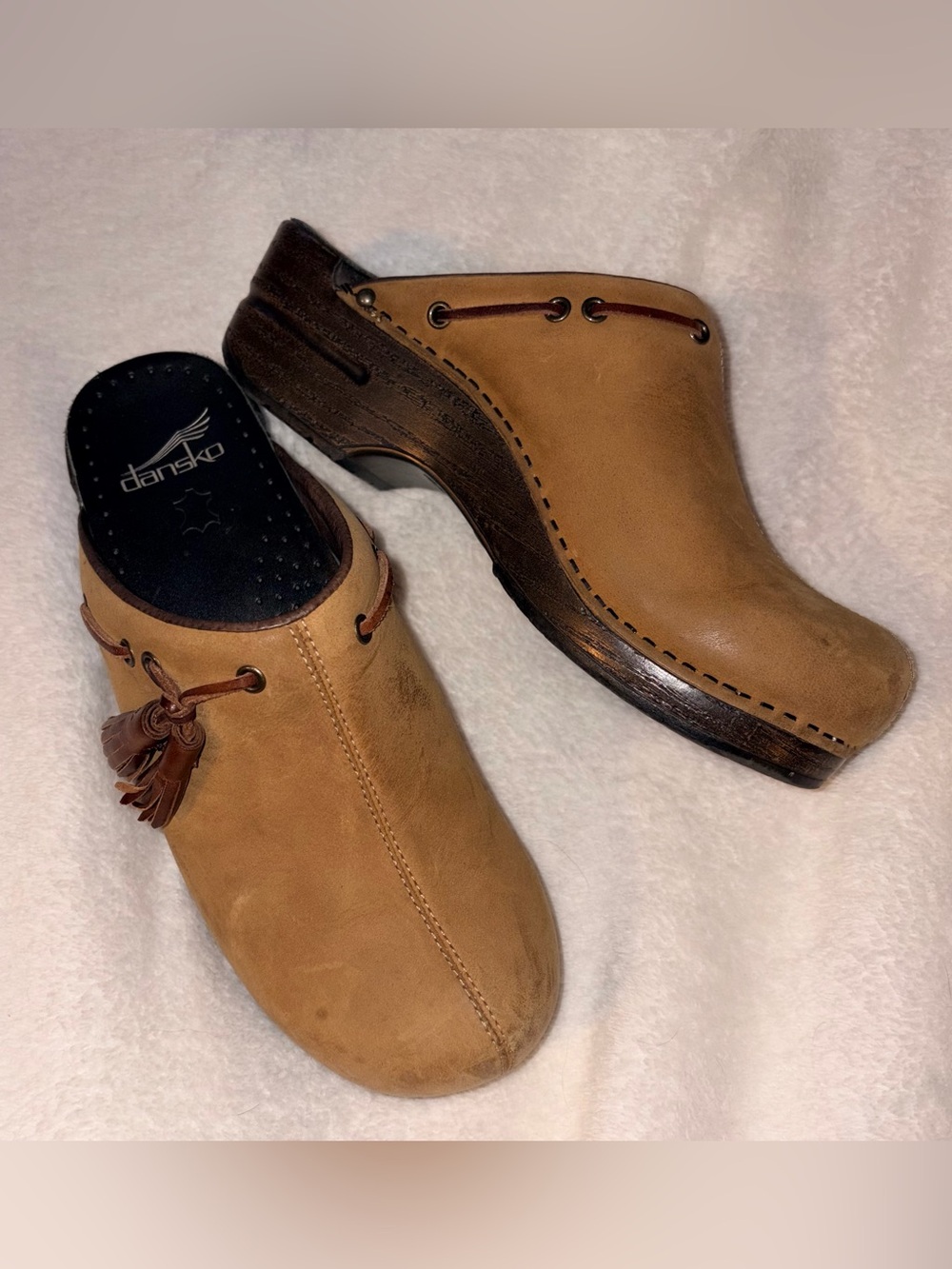 Dansko Leather Clogs sz 7.5-8